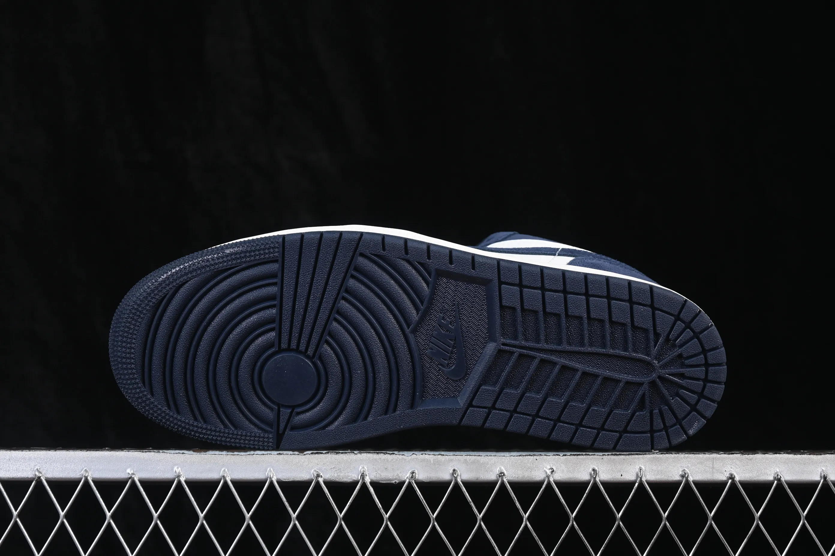 All categories Air Jordan Jordan series basketball shoes Air Jordan 1 Low G version pure original Air Jordan 1 Low AJ1 Joe 1 Obsidian low-top cultural casual sneakers IO7448-400